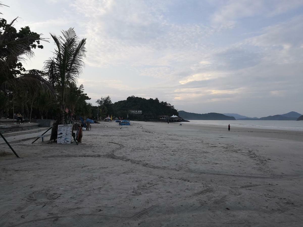 Homestay Barakah Cenang Langkawi Pantai Cenang  Bagian luar foto